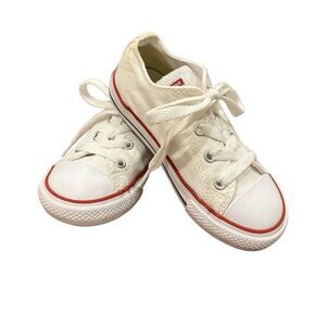 Converse All Star White Low Top Tennis Shoe Kids Size 9
